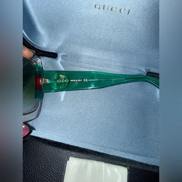 Gucci Emerald Green Sunglasses - Picture 11 of 11
